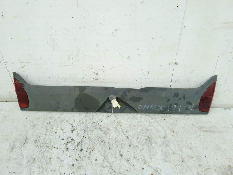 Recambio de moldura para nissan terrano/terrano.ii (r20) referencia OEM IAM   