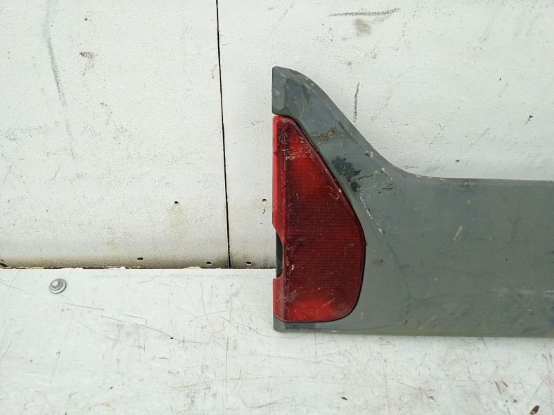 Recambio de moldura para nissan terrano/terrano.ii (r20) referencia OEM IAM   