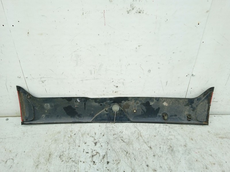 Recambio de moldura para nissan terrano/terrano.ii (r20) referencia OEM IAM   