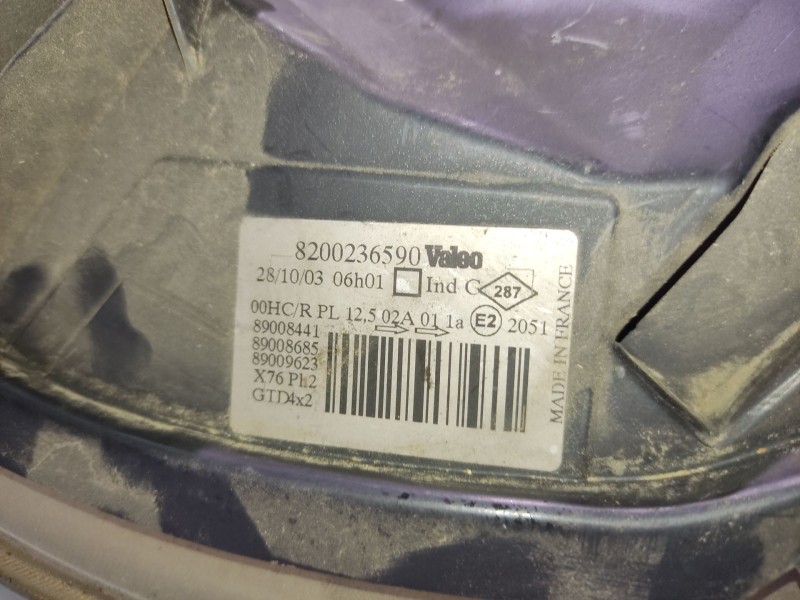 Recambio de faro izquierdo para renault kangoo 4x4 referencia OEM IAM 8200236590   Recambio de faro izquierdo para renault kangoo 4x4 referencia OEM IAM 8200236590