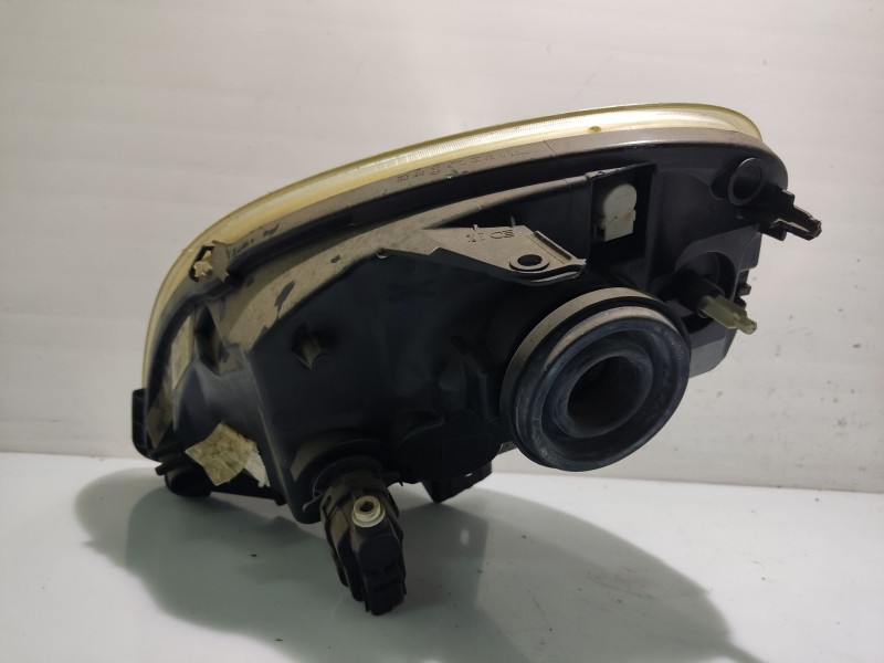 Recambio de faro derecho para renault kangoo 4x4 referencia OEM IAM 8200589033   Recambio de faro derecho para renault kangoo 4x4 referencia OEM IAM 8200589033