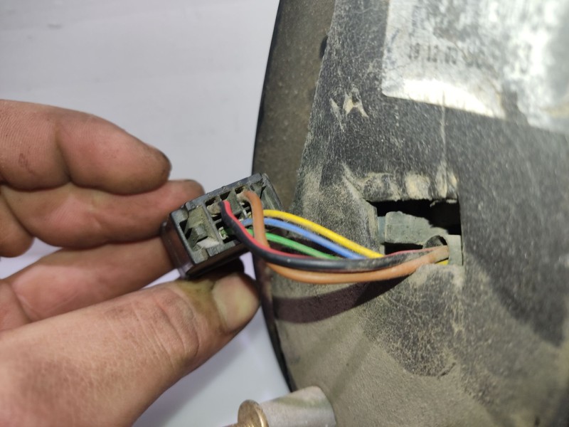 Recambio de retrovisor derecho para renault kangoo (f/kc0) 1.9 diesel referencia OEM IAM 7700354639  