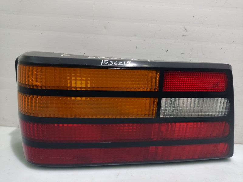 Recambio de piloto trasero izquierdo para ford orion referencia OEM IAM 6138969   Recambio de piloto trasero izquierdo para ford orion referencia OEM IAM 6138969