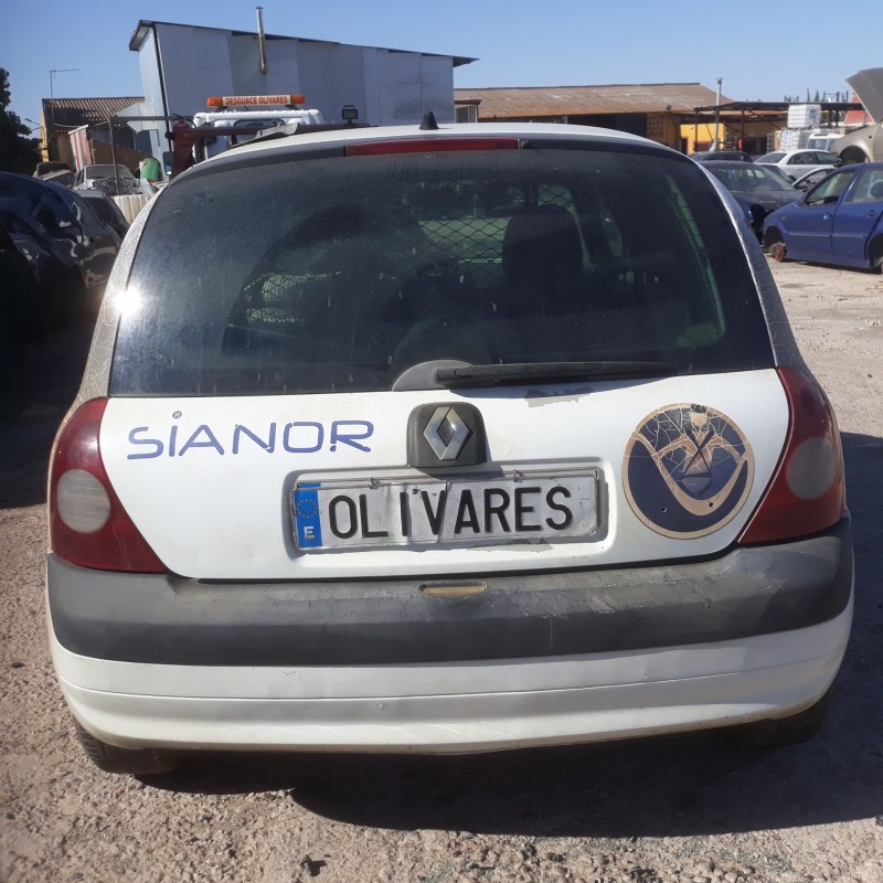 renault clio ii fase ii (b/cb0) 1.5 dci diesel   |   0.01 - ... | 2001 | 65 cv / 48 kw del año 2001