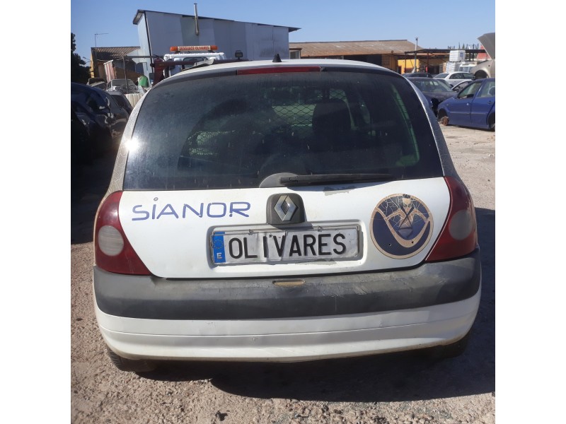 renault clio ii fase ii (b/cb0) 1.5 dci diesel   |   0.01 - ... | 2001 | 65 cv / 48 kw del año 2001