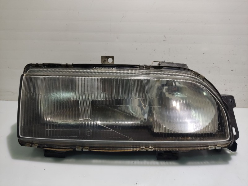 Recambio de faro derecho para ford sierra berlina referencia OEM IAM 87BG13N010BA  