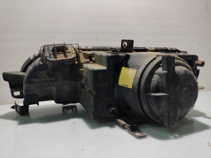 Recambio de faro derecho para ford sierra berlina referencia OEM IAM 87BG13N010BA  