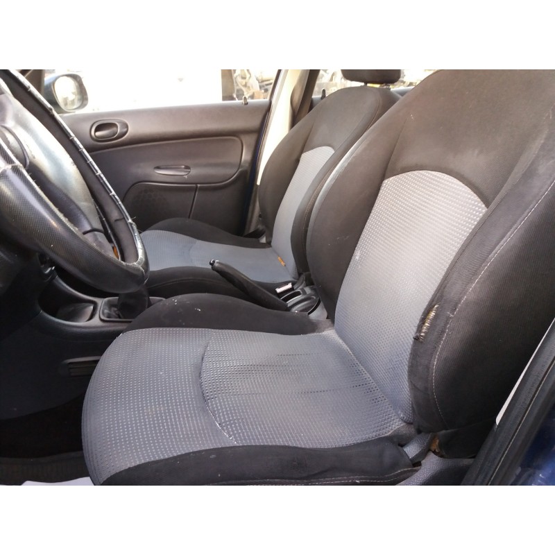 peugeot 206 berlina 1.4 hdi   |   0.98 - ... | 1998 | 68 cv / 50 kw del año 1998