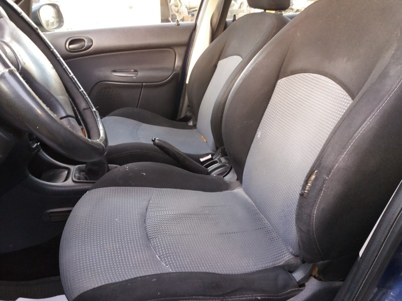 peugeot 206 berlina 1.4 hdi   |   0.98 - ... | 1998 | 68 cv / 50 kw del año 1998