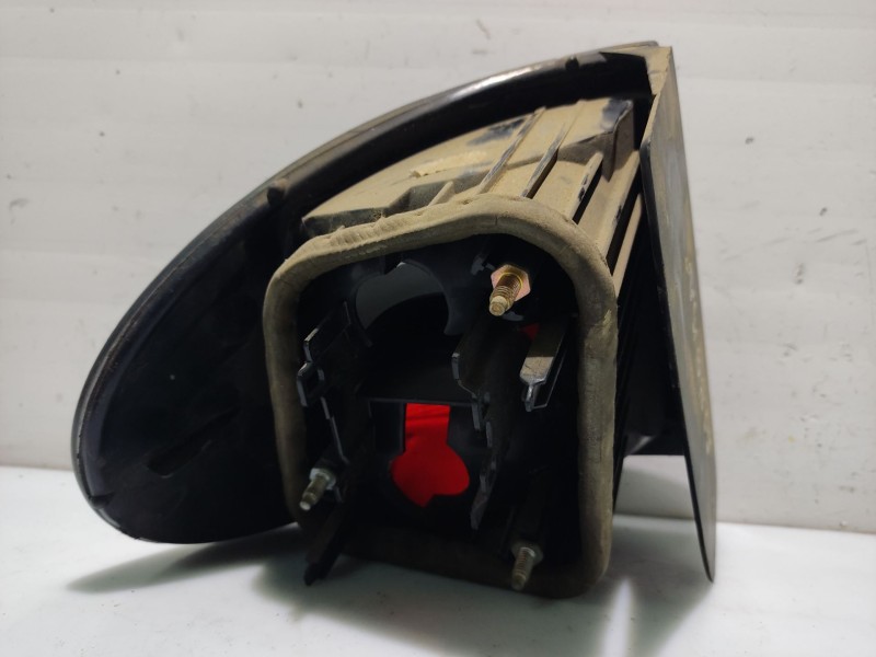Recambio de piloto trasero derecho para renault megane i berlina hatchback (ba0) referencia OEM IAM 7701042629  