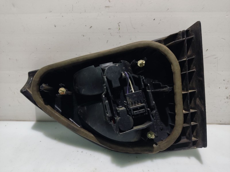 Recambio de piloto trasero izquierdo para renault megane i berlina hatchback (ba0) referencia OEM IAM 7701042632  