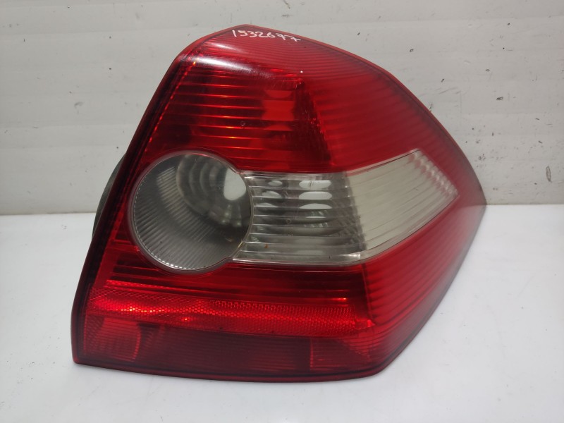 Recambio de piloto trasero derecho para renault megane ii classic berlina referencia OEM IAM 8200142681  