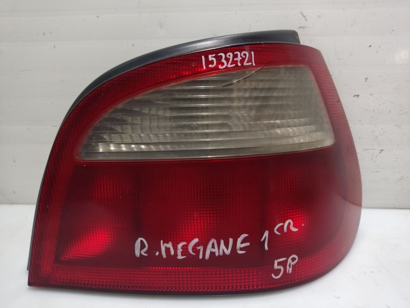 Recambio de piloto trasero derecho para renault megane i fase 2 berlina (ba0) referencia OEM IAM 7701040646  