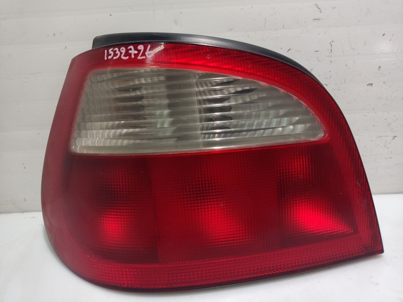 Recambio de piloto trasero izquierdo para renault megane i fase 2 berlina (ba0) referencia OEM IAM 7701040648  