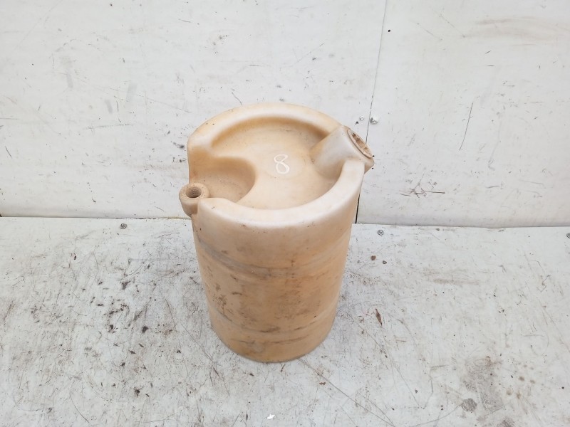 Recambio de deposito limpia para iveco daily caja abierta / volquete 2.8 diesel referencia OEM IAM 25052002068  