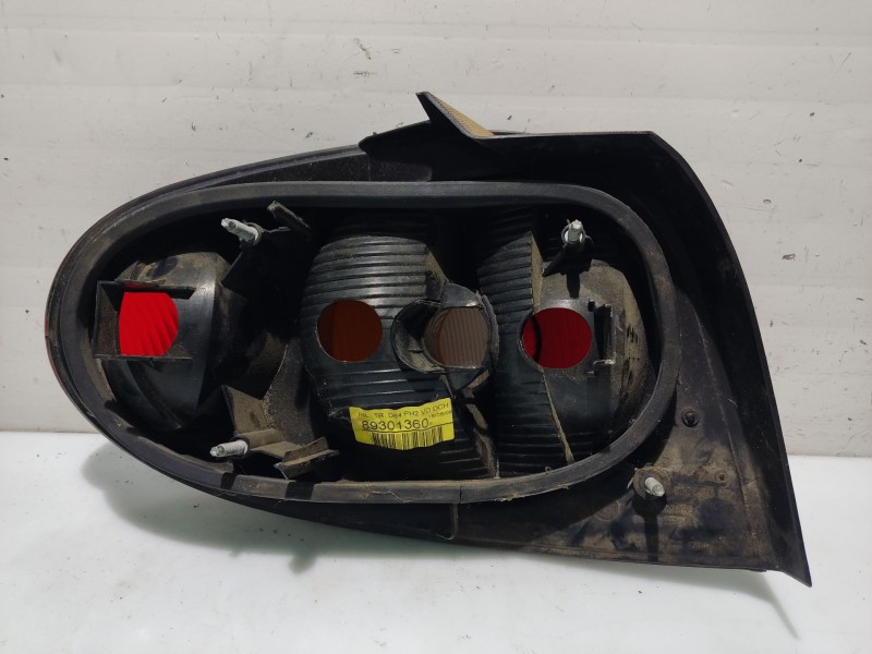 Recambio de piloto trasero derecho para renault megane i coupe fase 2 referencia OEM IAM 7701040606  