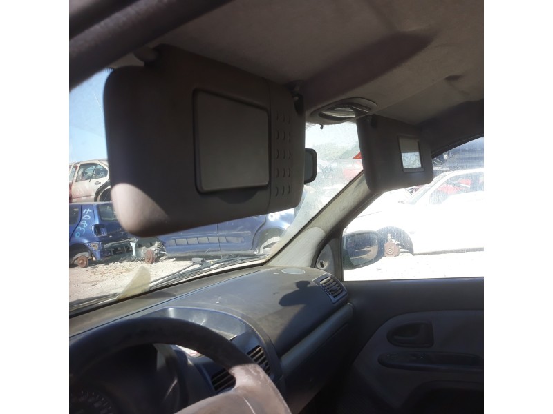 renault clio ii fase ii (b/cb0) 1.5 dci diesel   |   0.01 - ... | 2001 | 65 cv / 48 kw del año 2001