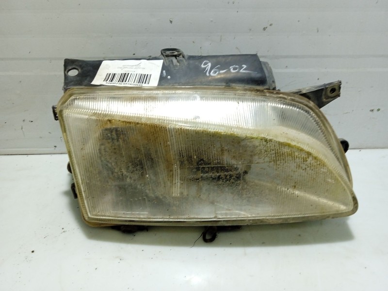 Recambio de faro derecho para peugeot partner (s1) referencia OEM IAM 6205P8  