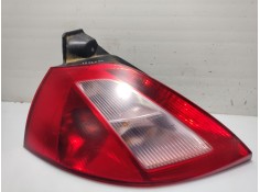 Recambio de piloto trasero izquierdo para renault megane ii berlina 5p referencia OEM IAM 8200073236  