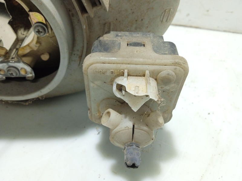 Recambio de faro derecho para daewoo matiz 0.8 cat referencia OEM IAM RHD9889  