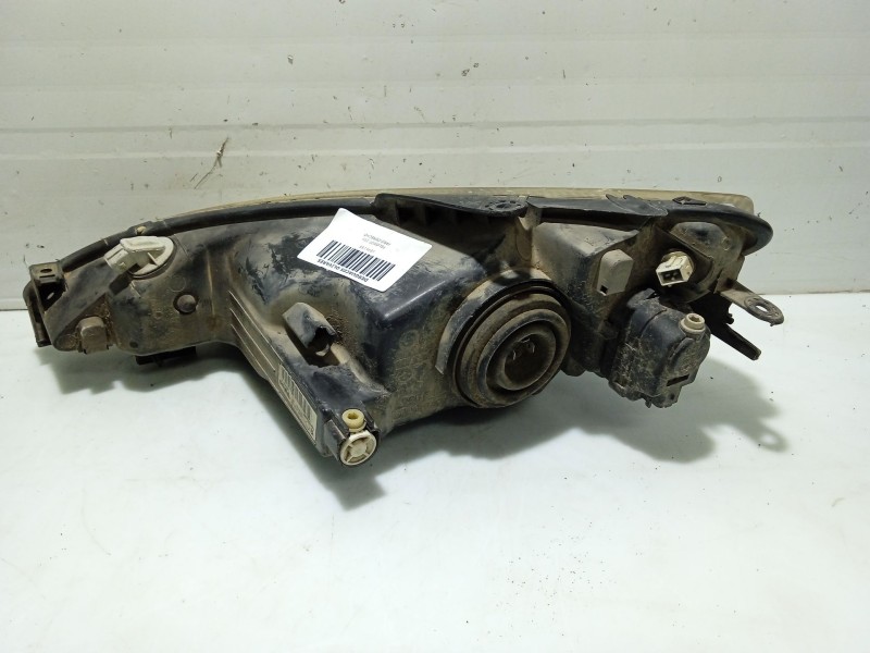 Recambio de faro derecho para peugeot 206 berlina 1.9 diesel referencia OEM IAM   