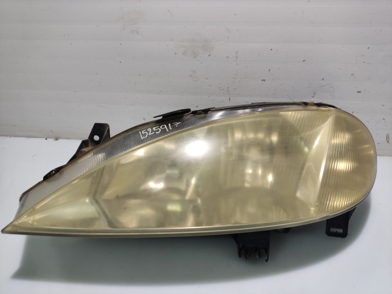 Recambio de faro izquierdo para renault megane i fase 2 classic referencia OEM IAM 7701047184  
