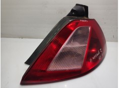 Recambio de piloto trasero derecho para renault megane ii berlina 5p referencia OEM IAM 89026004  