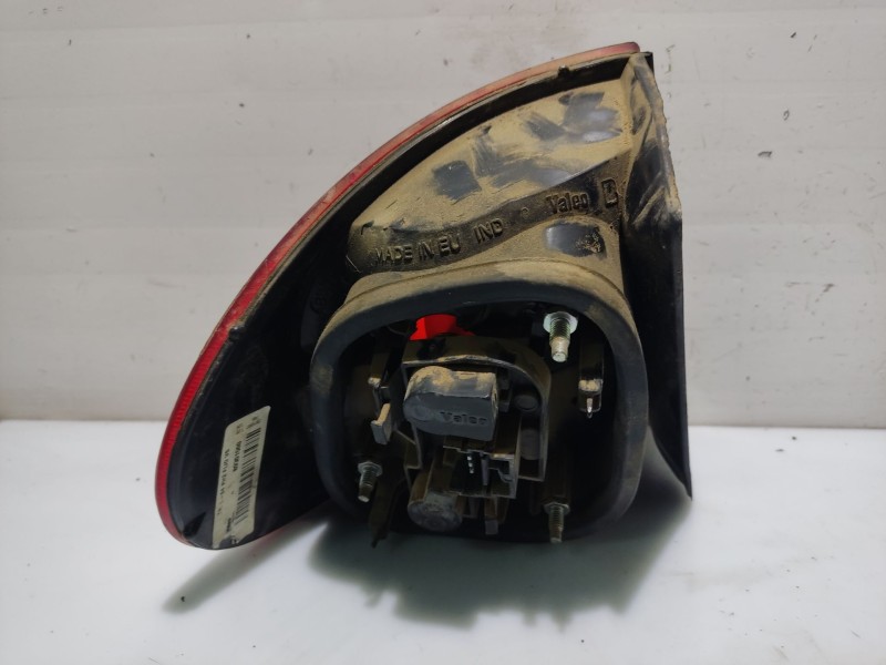 Recambio de piloto trasero derecho para renault megane i fase 2 classic referencia OEM IAM 89301500  