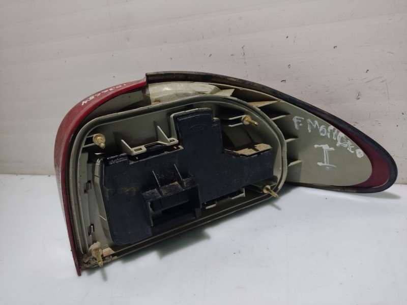 Recambio de piloto trasero izquierdo para ford mondeo berlina/familiar (fd) referencia OEM IAM 1011829  