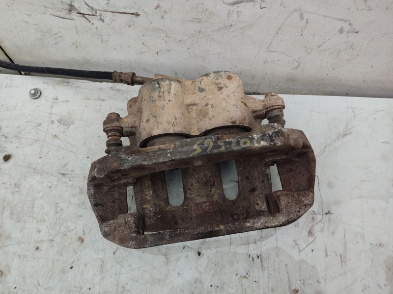 Recambio de pinza freno delantera derecha para mercedes-benz vito (w639) basic, combi referencia OEM IAM A6394201183  