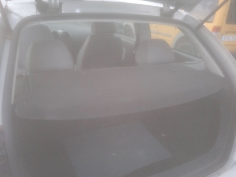 seat ibiza iii (6l1) del año 2002