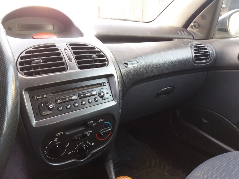 peugeot 206 berlina 1.4 hdi   |   0.98 - ... | 1998 | 68 cv / 50 kw del año 1998