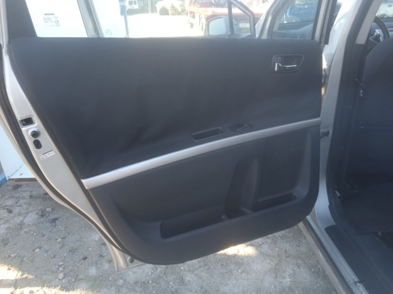 toyota corolla verso (zer_, zze12_, r1_) del año 2007