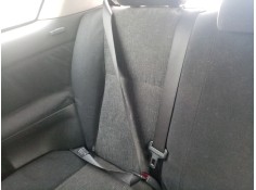 Recambio de cinturon seguridad trasero derecho para toyota corolla (_e12_) 2.0 d-4d (cde120_) referencia OEM IAM 7336002170C0  