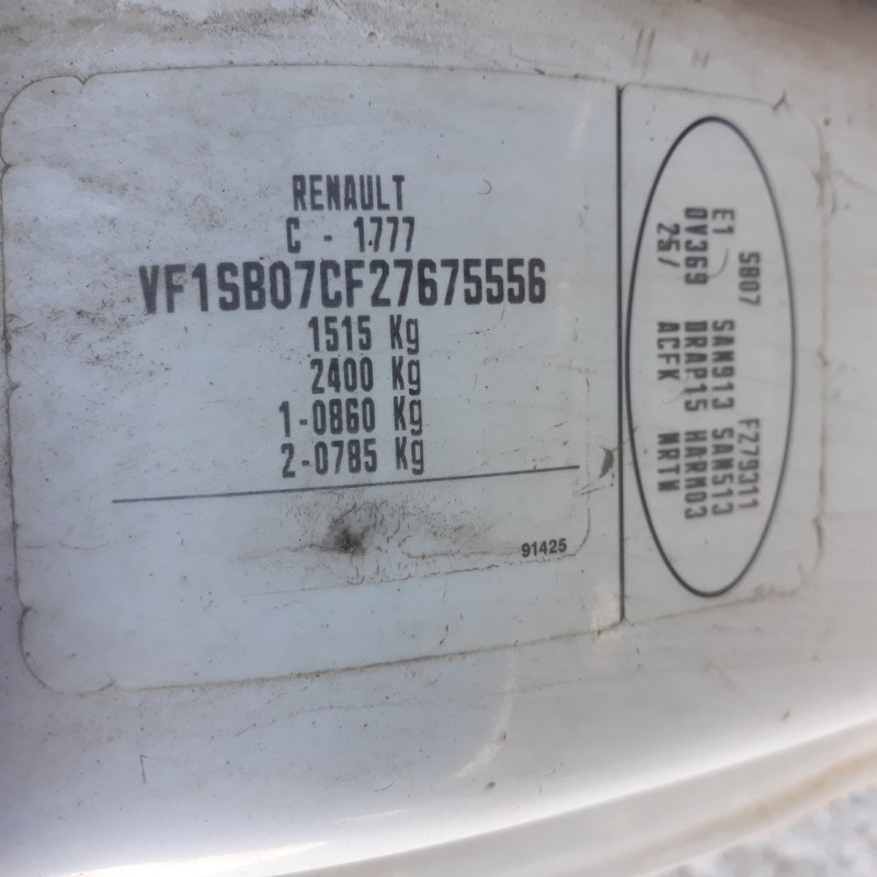 renault clio ii fase ii (b/cb0) 1.5 dci diesel   |   0.01 - ... | 2001 | 65 cv / 48 kw del año 2001