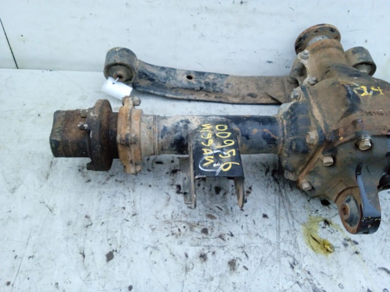 Recambio de diferencial trasero para nissan np300 pick-up (lcd22) double cab 4x4 referencia OEM IAM 430102S705  