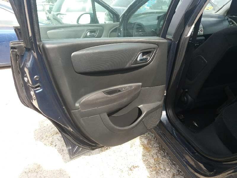 citroen c4 berlina 1.6 16v hdi   |   0.04 - ... | 2004 | 90 cv / 66 kw del año 2004