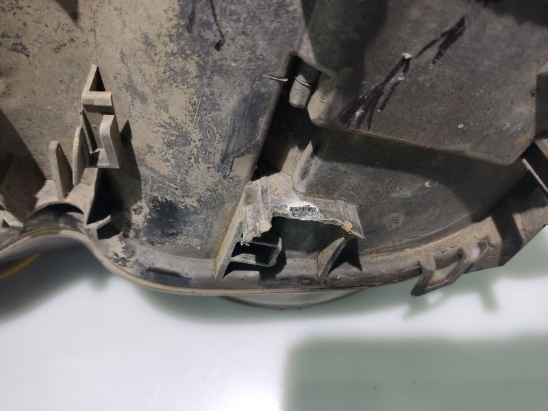 Recambio de faro derecho para bmw 3 compact (e46) 318 td referencia OEM IAM 63126901970  