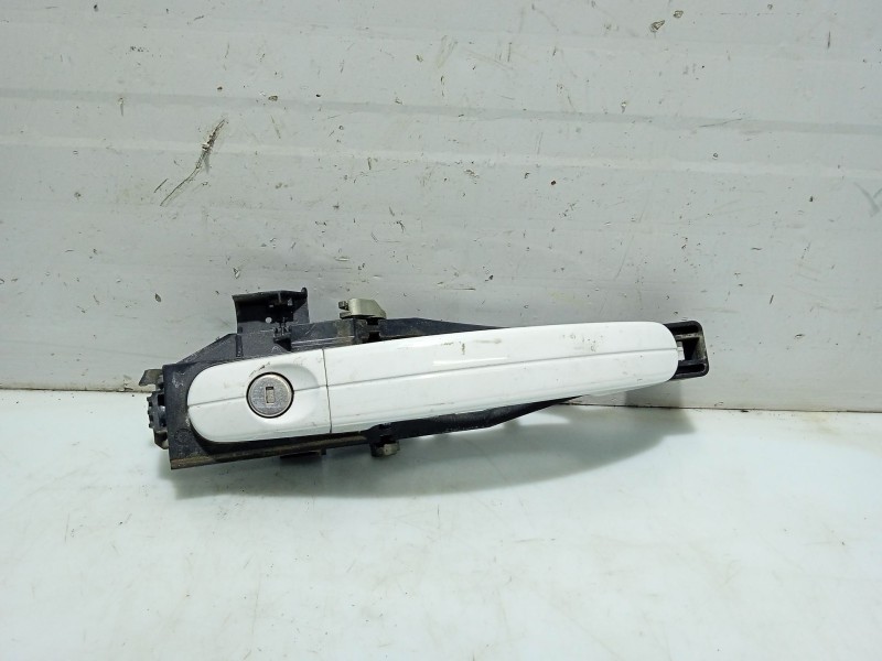 Recambio de maneta exterior lateral izquierda para ford focus ii (da_, hcp, dp) 1.6 tdci referencia OEM IAM 1323272  