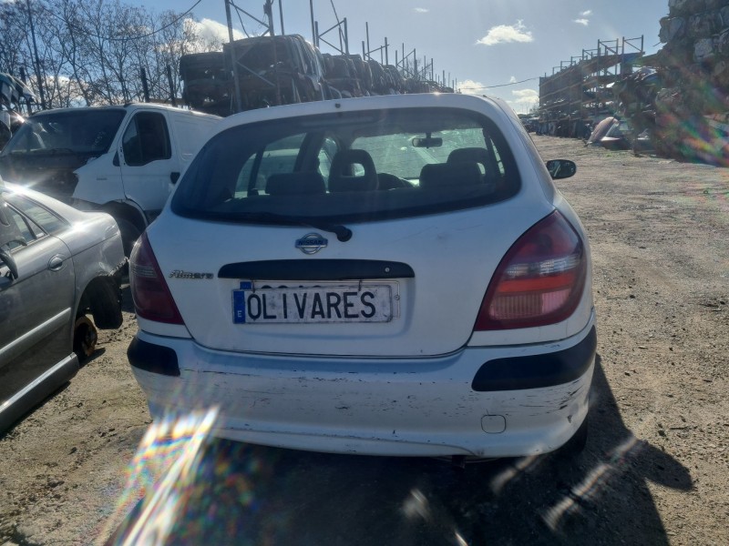 nissan almera ii hatchback (n16) del año 2001