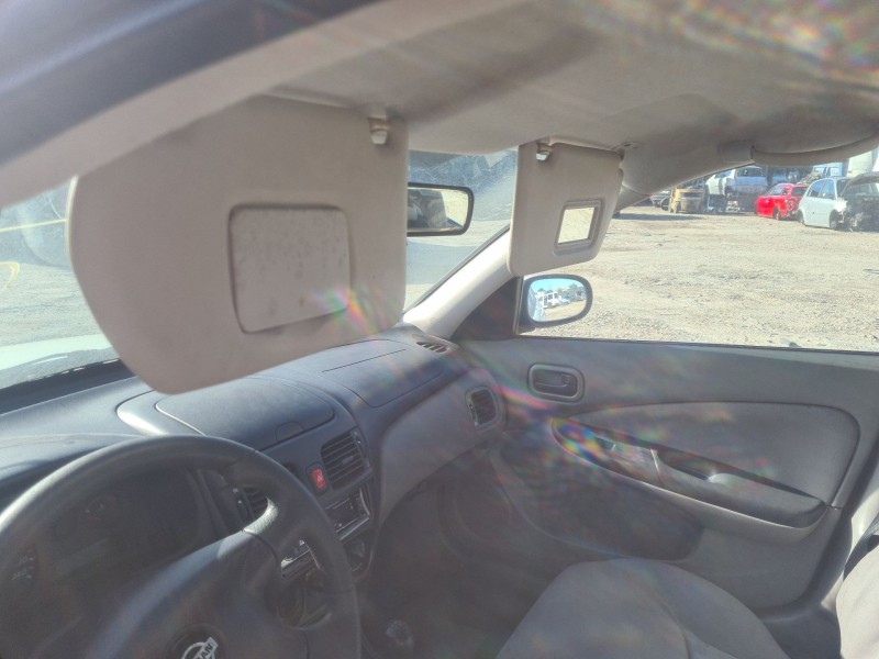 nissan almera ii hatchback (n16) del año 2001