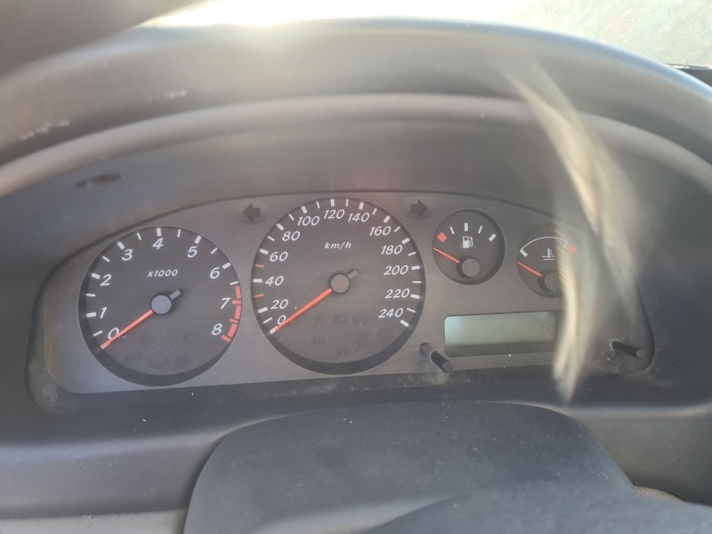 nissan almera ii hatchback (n16) del año 2001