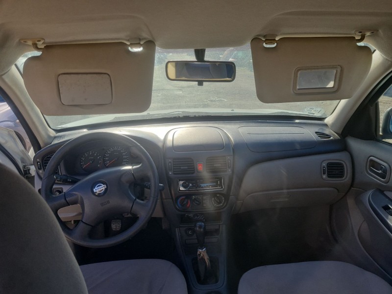 nissan almera ii hatchback (n16) del año 2001