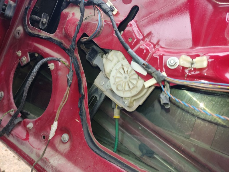 Recambio de elevalunas delantero derecho para bmw 3 compact (e46) 318 td referencia OEM IAM 51338251352  