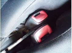 Recambio de anclaje cinturotrasero central para toyota corolla verso (zer_, zze12_, r1_) 2.2 d-4d (aur10_) referencia OEM IAM 73