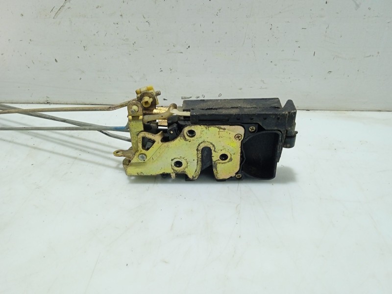 Recambio de cerradura puerta trasera izquierda para chevrolet lacetti (j200) 1.6 referencia OEM IAM 96260993  
