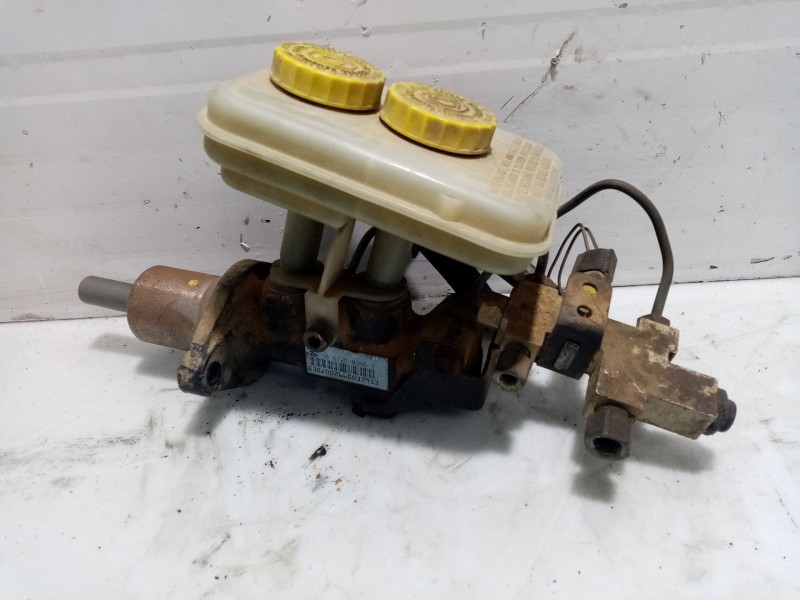 Recambio de bomba freno para mitsubishi galloper (hyundai) 2.5 turbodiesel referencia OEM IAM 10612502663  