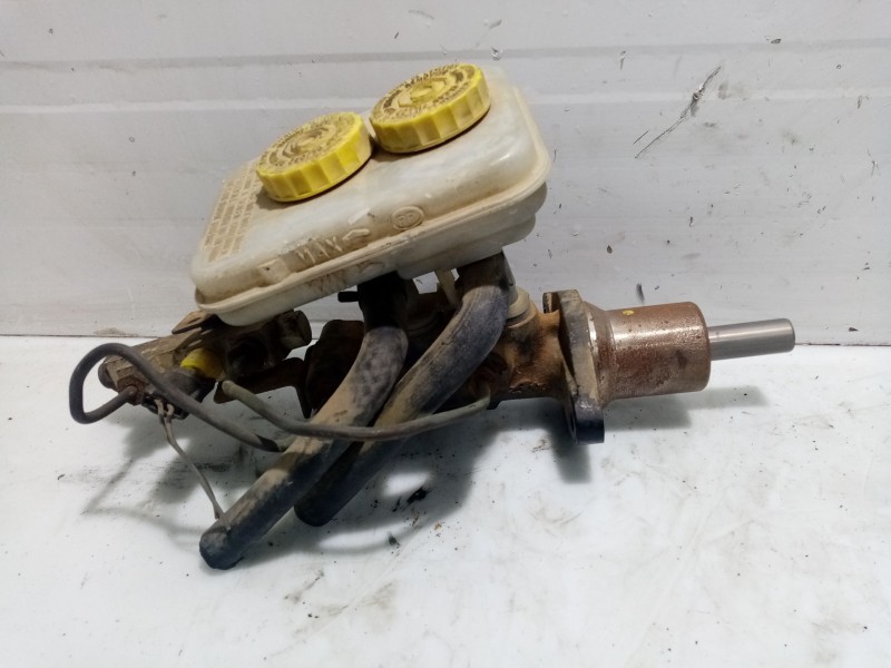 Recambio de bomba freno para mitsubishi galloper (hyundai) 2.5 turbodiesel referencia OEM IAM 10612502663  