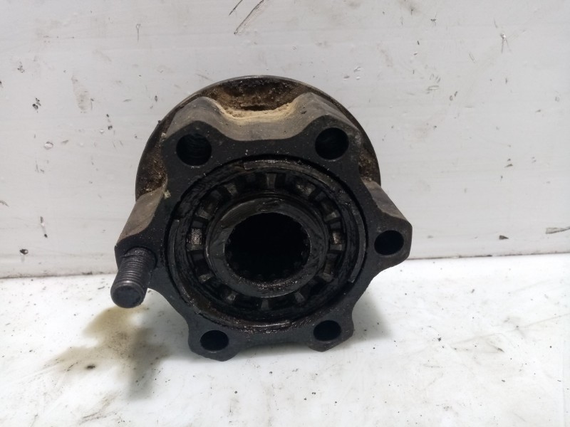 Recambio de cubos de bloqueo para opel frontera a básico referencia OEM IAM 3712CB  