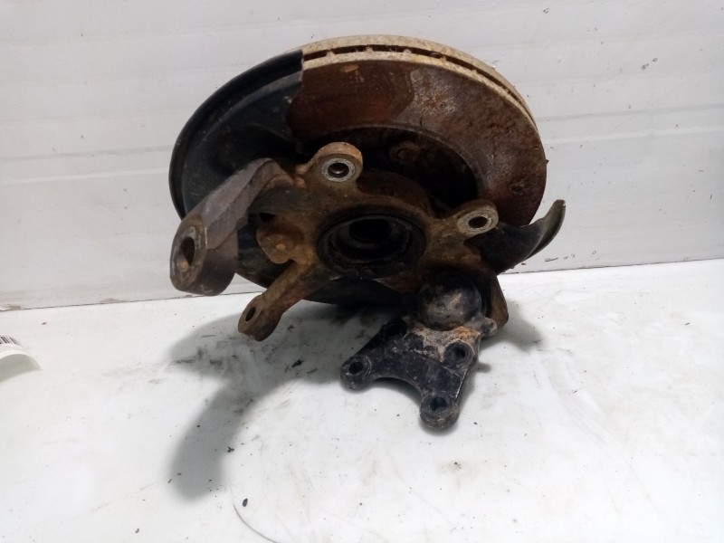 Recambio de mangueta delantera derecha para opel frontera a básico referencia OEM IAM 97119362  